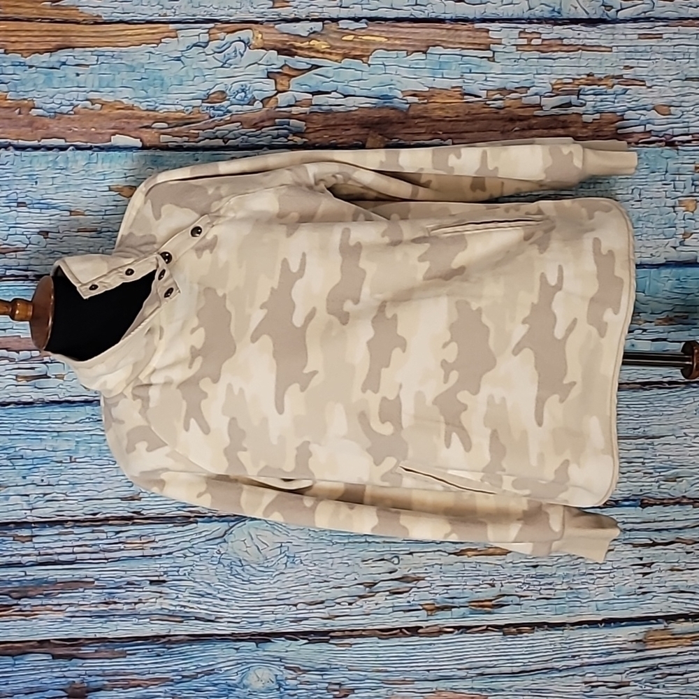 GREEN Tea Camo Fleece Pullover